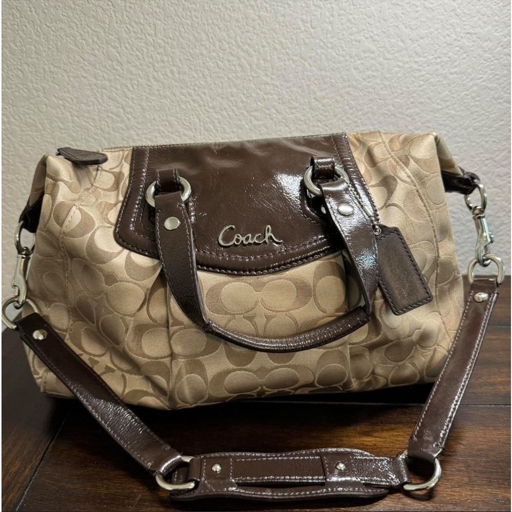 Coach bundle - Picture 3 of 8